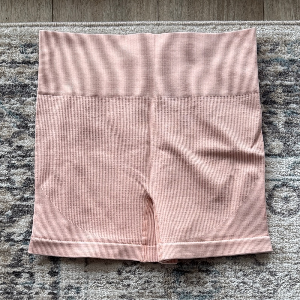 Garage Women's Light Salmon Bike Shorts